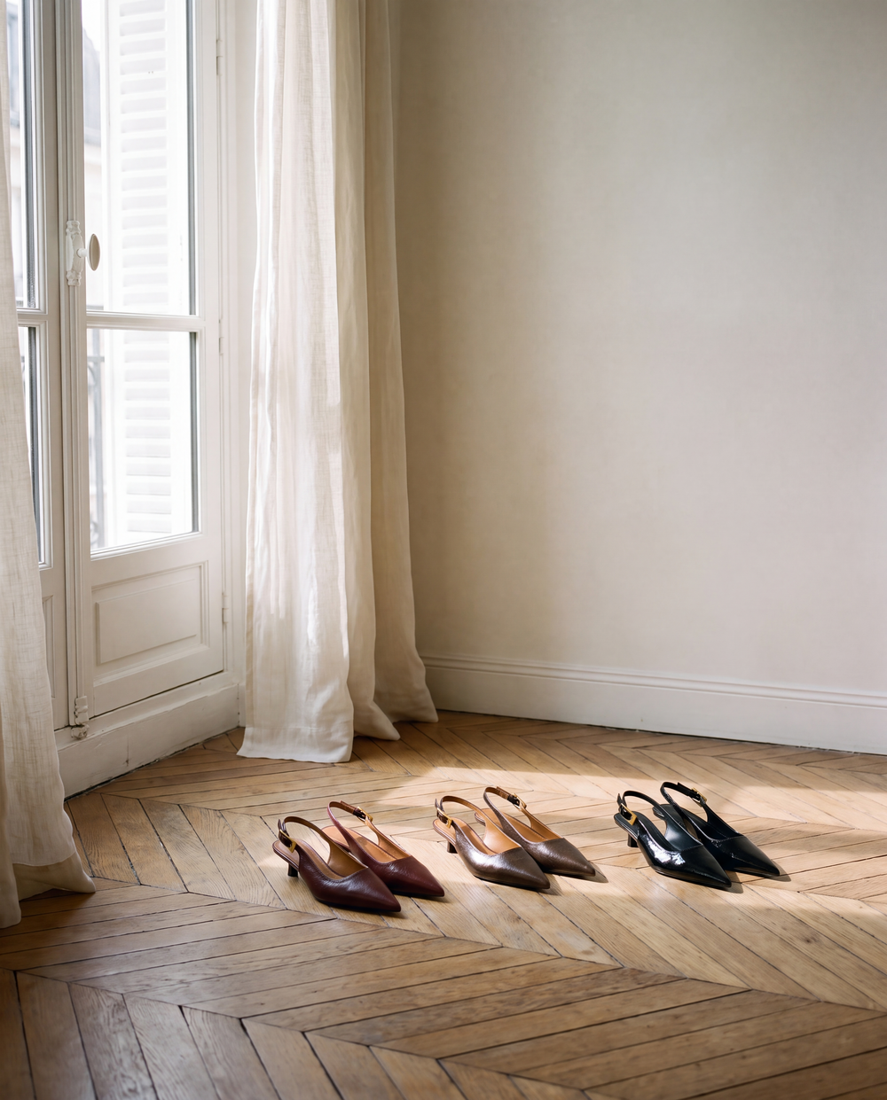 Pointe Slingback Mules